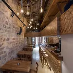10gr Boutique & Wine Bar (adults Only)