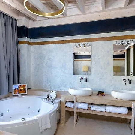 10gr And Wine Bar - Adults Only 5* Rhodes City