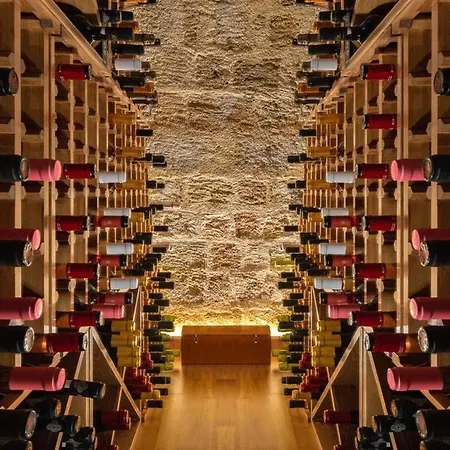 Готель 10gr Boutique & Wine Bar (adults Only)
