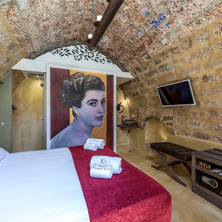 10gr Boutique & Wine Bar (adults Only) 5*