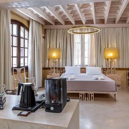 10gr Boutique & Wine Bar (adults Only) Otel