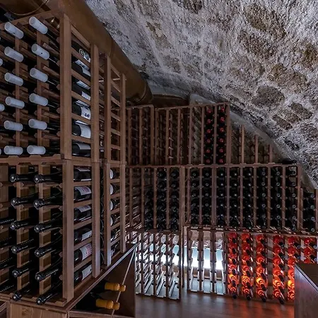 Готель 10gr Boutique & Wine Bar (adults Only) 5*